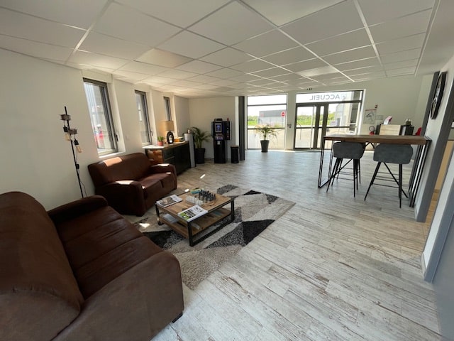 Photo du salon de l'accueil de Lockn'box La Jarne (La Rochelle)